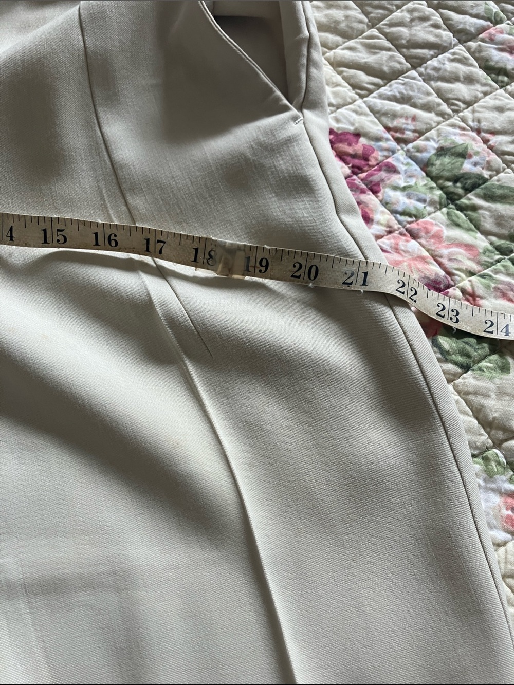Brunello Cucinelli Beige Jogger Trousers - Picture 11 of 15